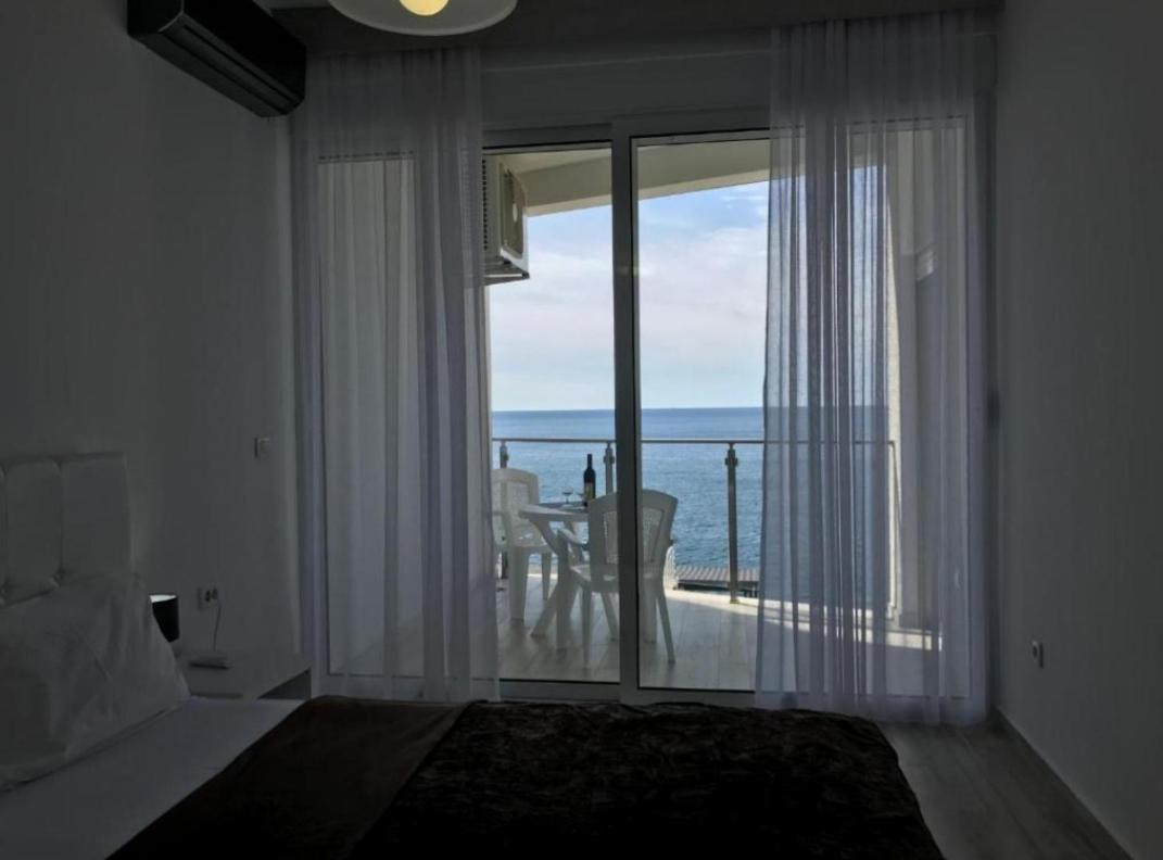 Paradise Beachfront View 1 Bar Εξωτερικό φωτογραφία