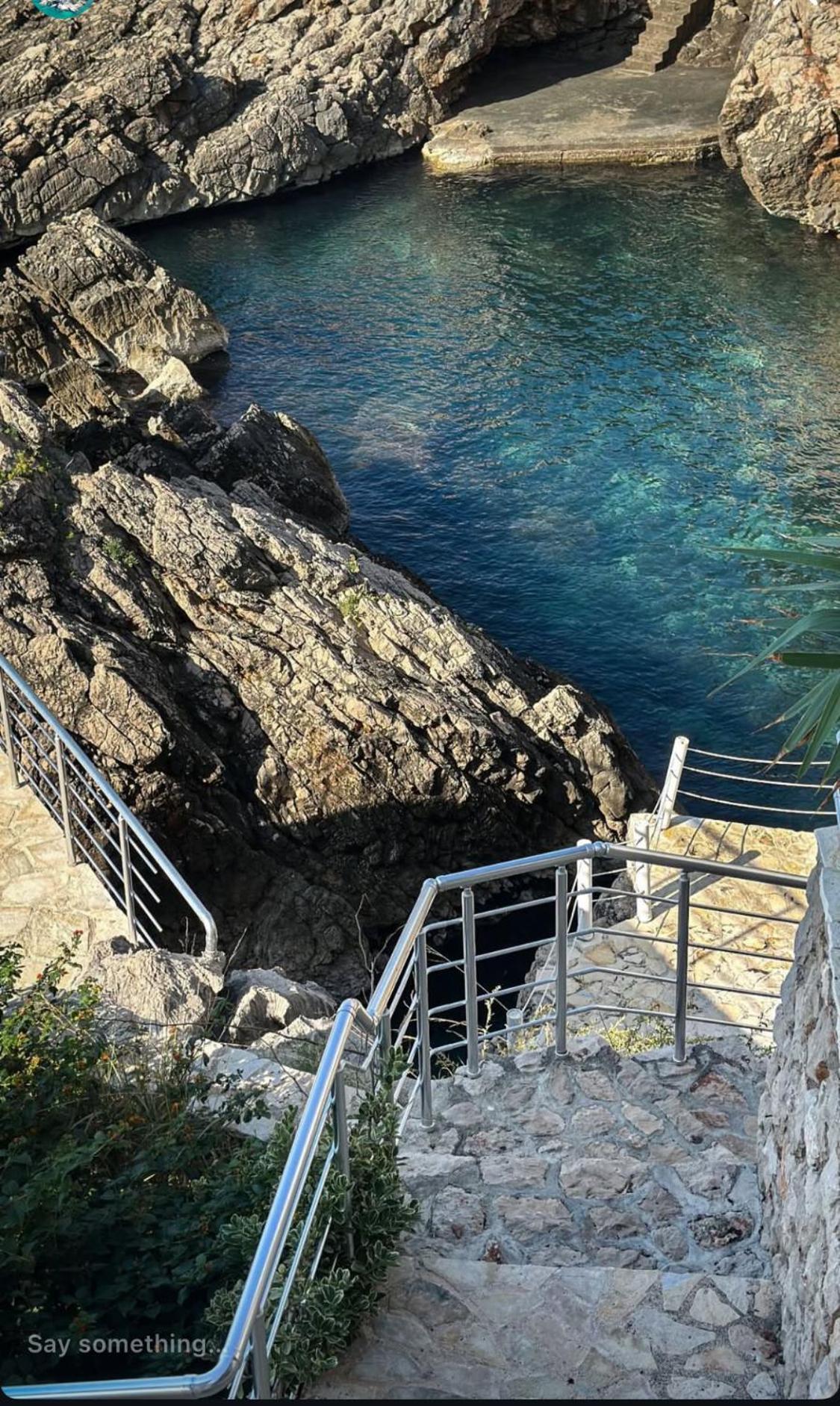 Paradise Beachfront View 1 Bar Εξωτερικό φωτογραφία